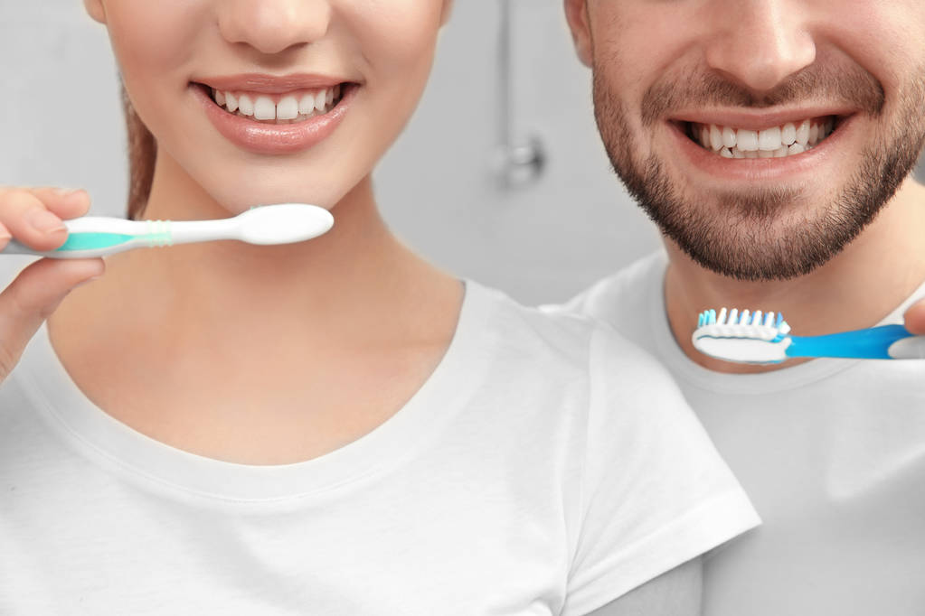 超声波洗牙能把黄牙洗白吗